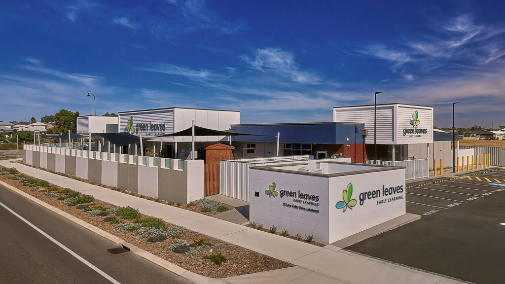 Green Leaves Lakelands